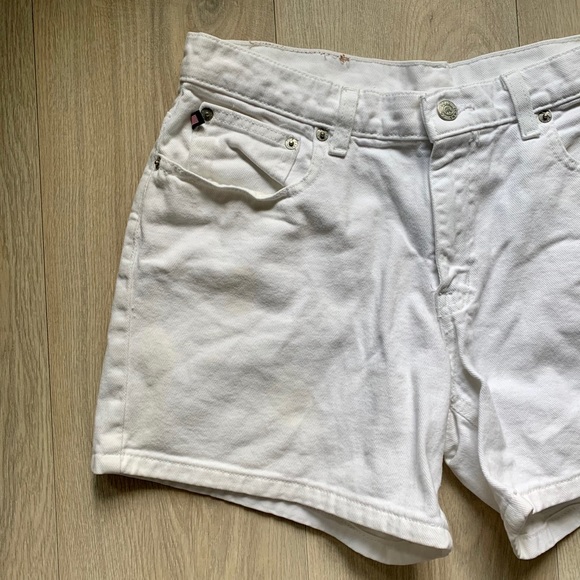 RALPH LAUREN POLO JEANS CO. WHITE DENIM SHORTS - Picture 3 of 5